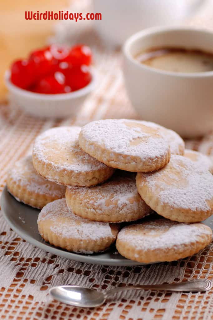 shortbread and a cup of tea